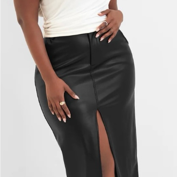 Short sleeve top - Picture 3 of 3